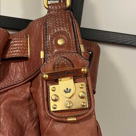 Y2K VINTAGE JUICY COUTURE FREESTYLE LOCK LEATHER LARGE TOTE SATCHEL - Picture 3 of 16